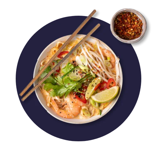Noodles with prawns in a bowl